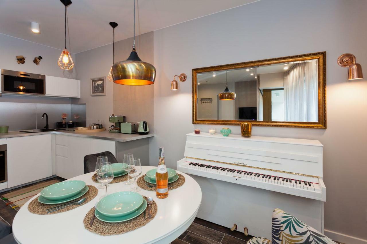 City Of The Kings Piano Apartment 克拉科夫 外观 照片